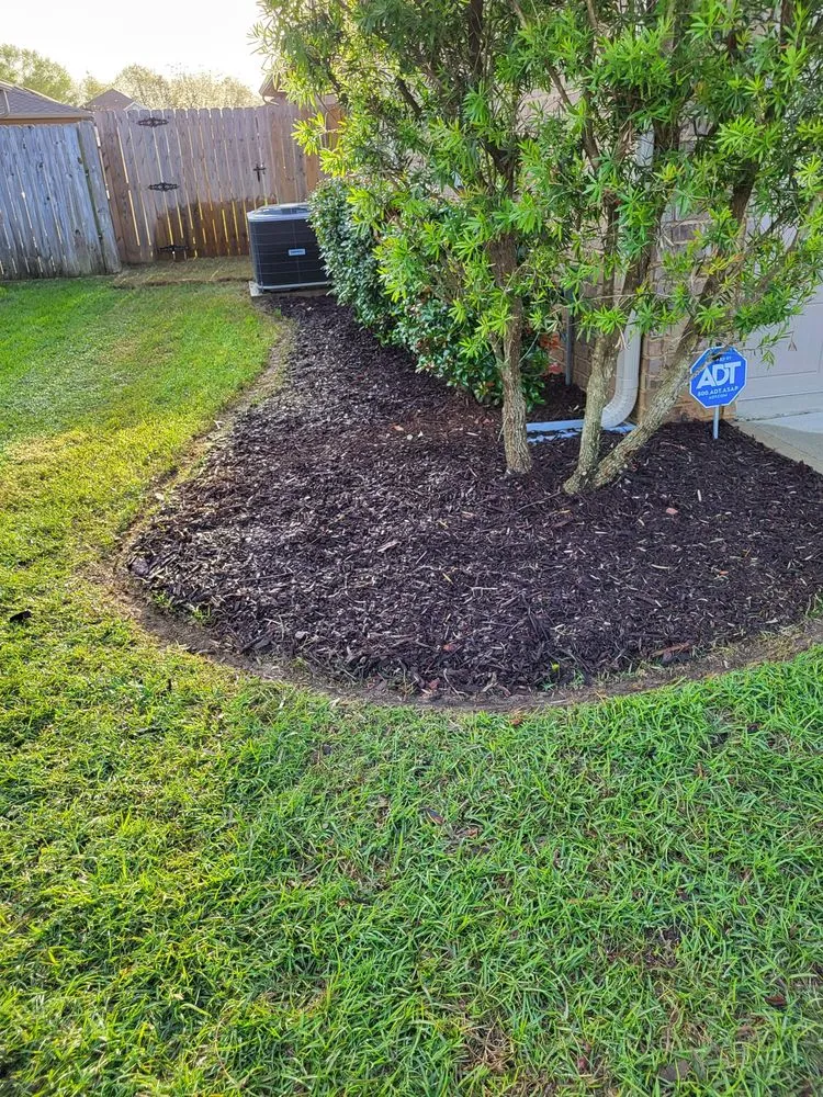 Reliable residential landscaping in Pensacola, FL by Merritt Landscaping & More