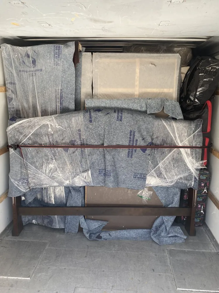 Custom yard maintenance in Greenwood, SC by Merritt Moving