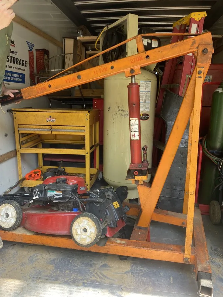 Affordable outdoor landscaping in Greenwood, SC by Merritt Moving