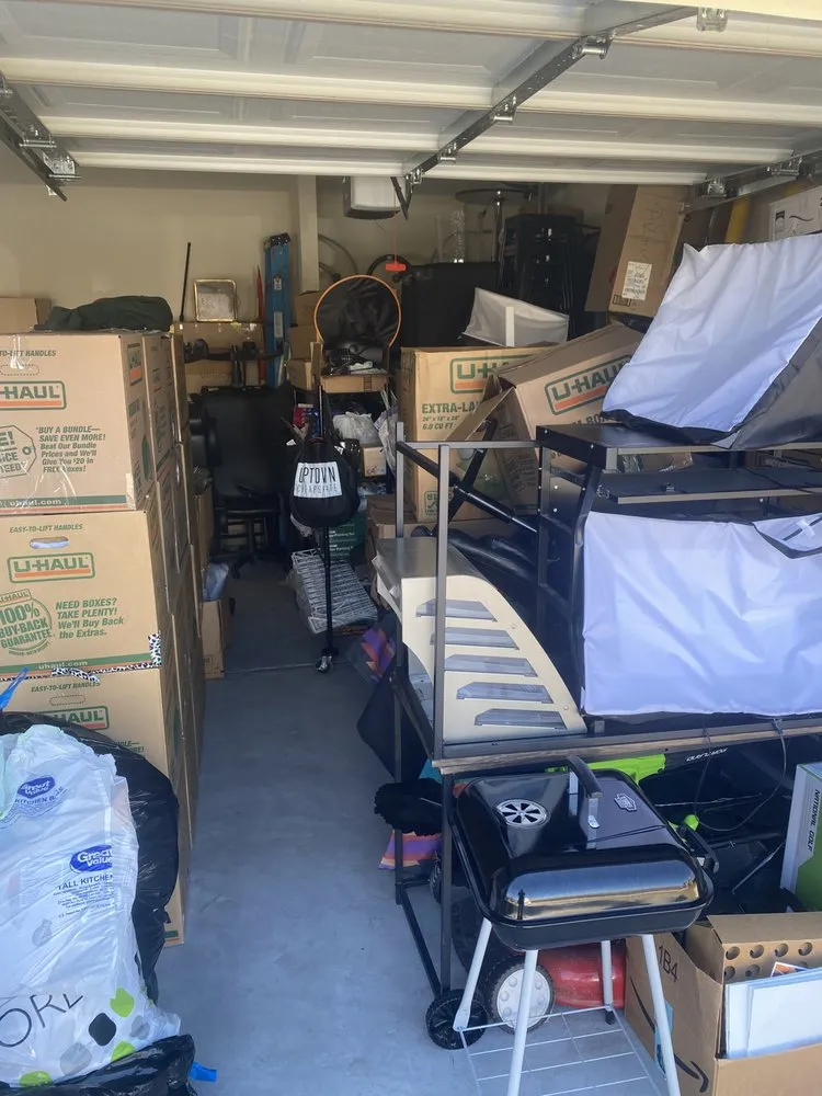 Professional landscaping services in Greenwood, SC by Merritt Moving