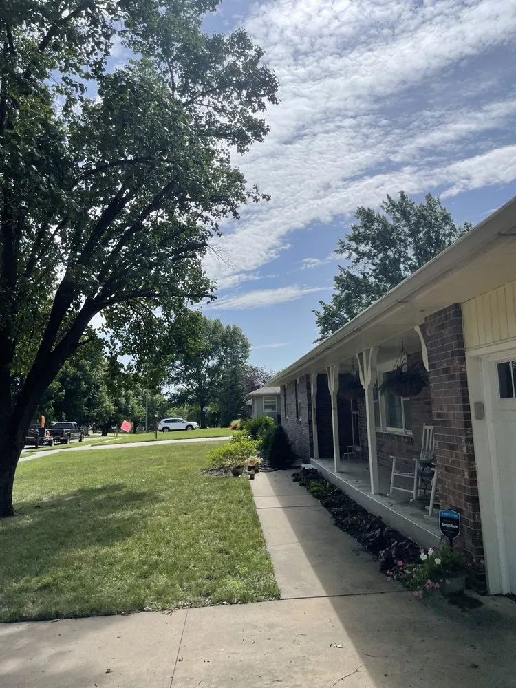 Top-rated yard cleanup service experts serving Topeka, KS - Merten Home & Lawn Care