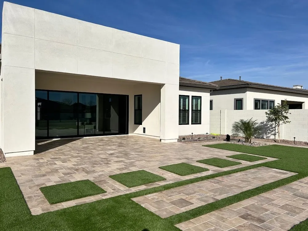 Expert landscaping services in Queen Creek, AZ by Mesquite Landscaping