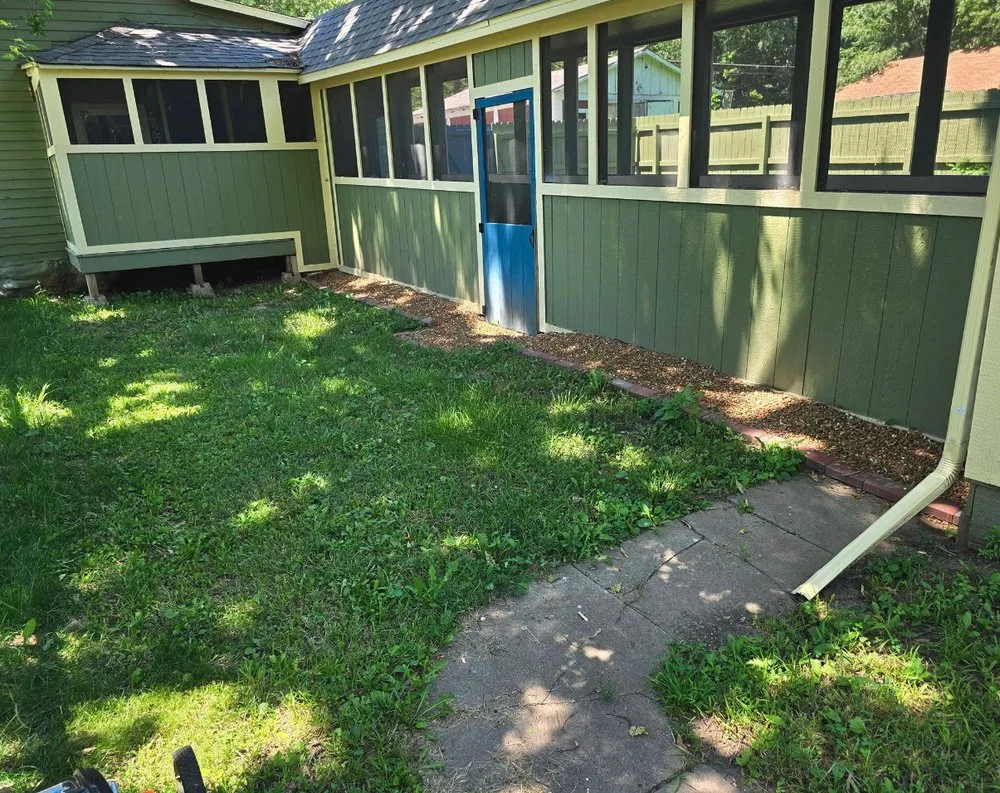 Top-rated garden landscaping near you across Topeka, KS - Messi Mowers