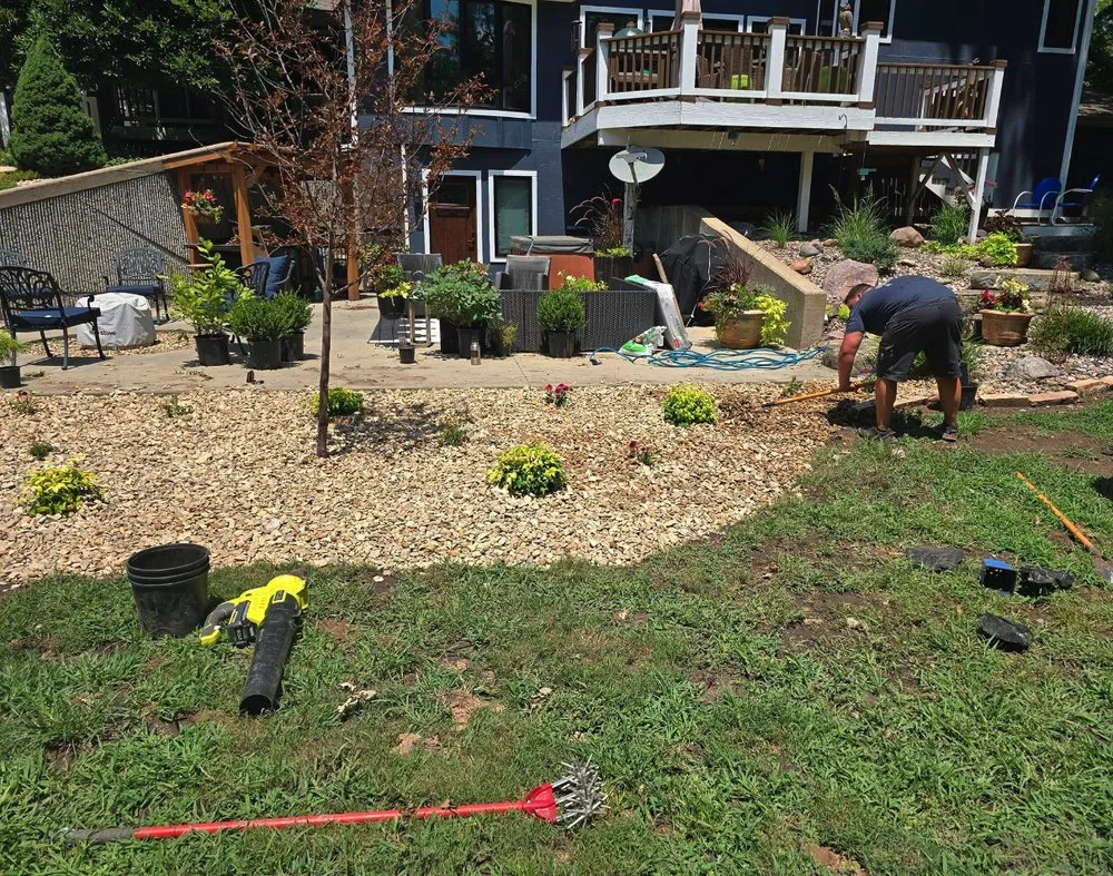 Custom landscaping services experts serving Topeka, KS - Messi Mowers