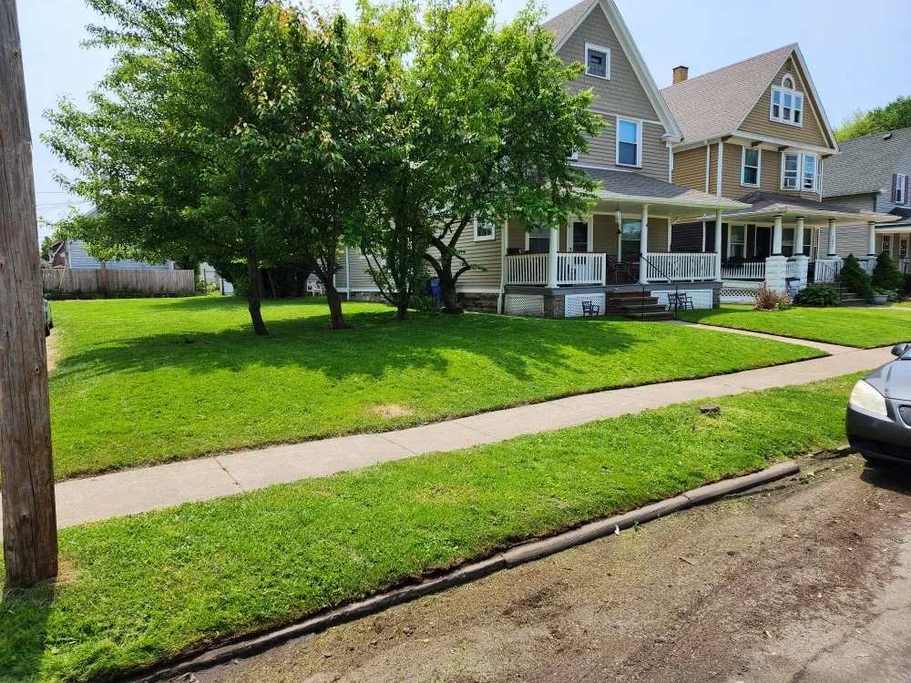 Affordable outdoor landscaping in Parma, OH by Messiah Services