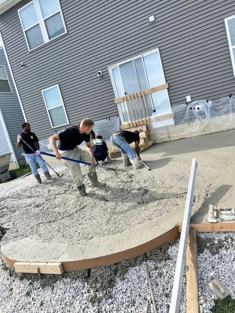 Trusted yard maintenance experts serving Columbus, OH - Messiahs World Of Concrete