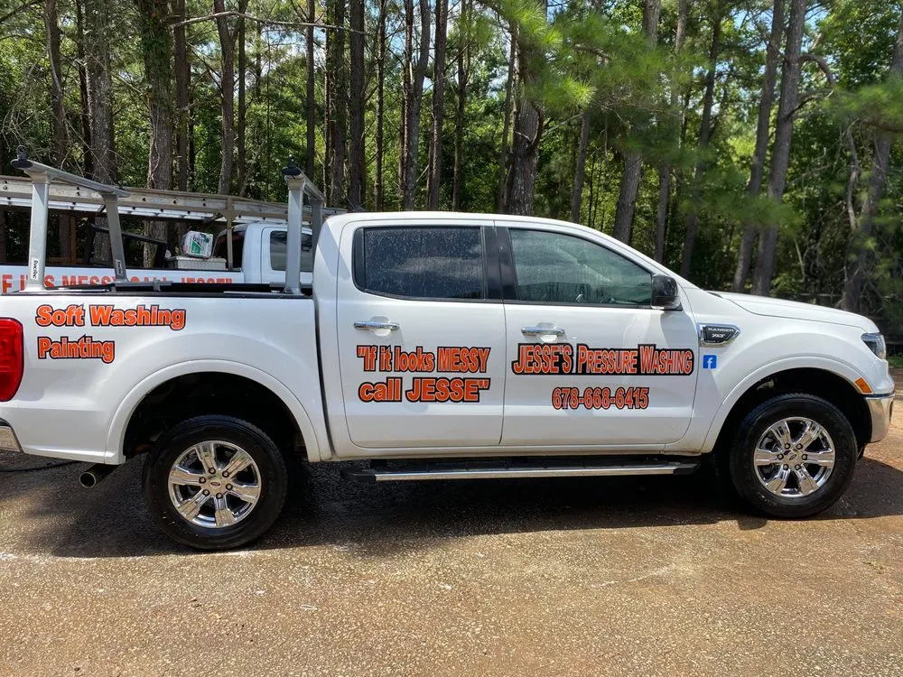 Top-rated outdoor landscaping in Villa Rica, GA by Messy Call Jesse