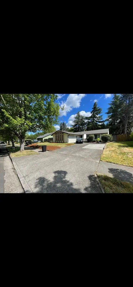 Reliable garden landscaping for outdoor upgrades in Beaverton, OR by Mestres Landscaping