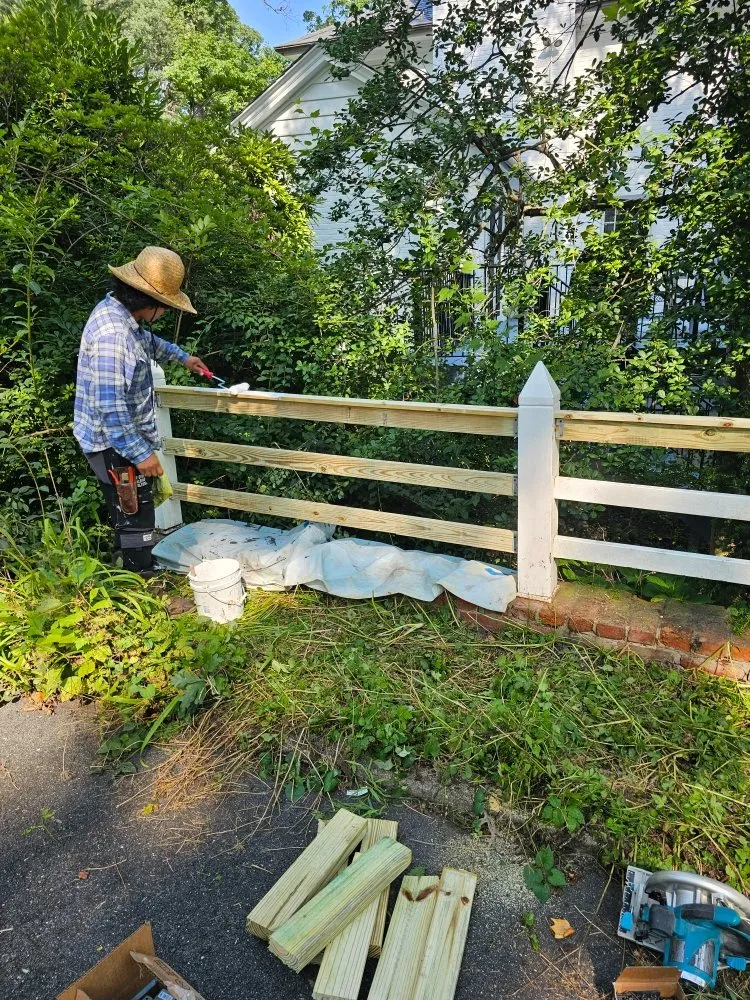 Affordable lawn mowing service experts serving Silver Spring, MD - Metallurgy Company Landscaping