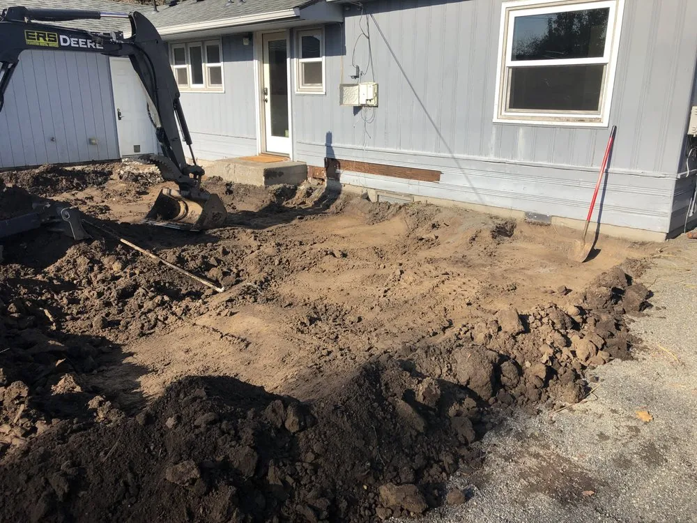 Local lawn mowing service experts serving Tigard, OR - Metamorphosis General Contractor