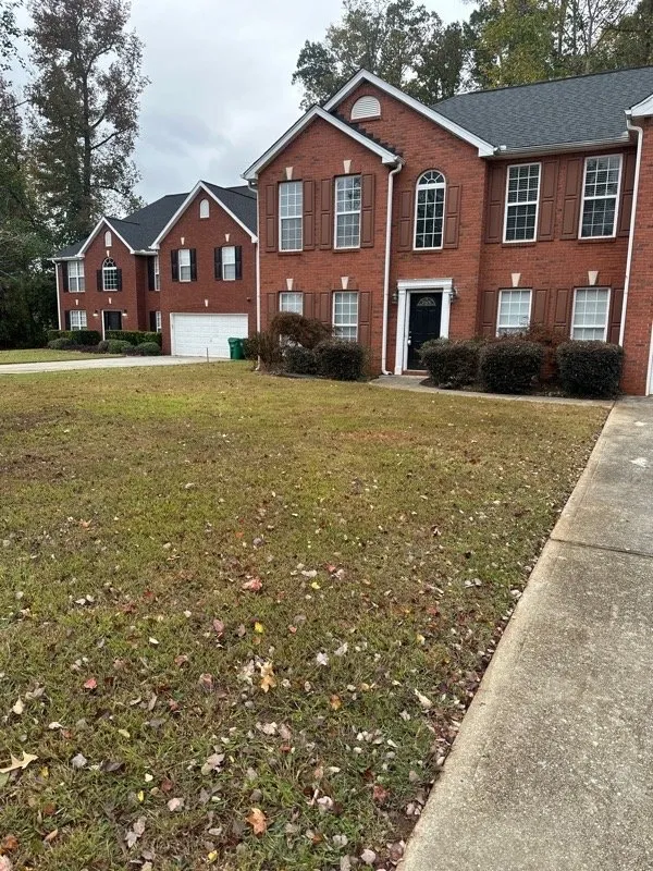 Affordable lawn care service in Atlanta, GA - Metamorphosis Landscape & Design