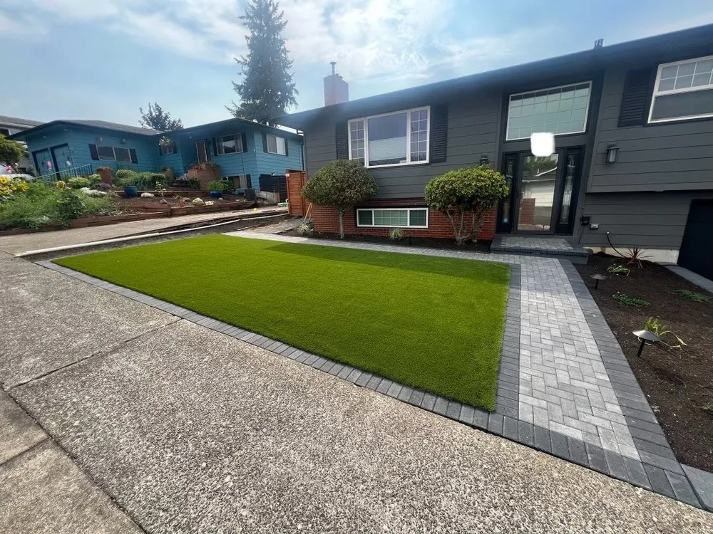 Top-rated lawn mowing service experts serving Cornelius, OR - Meticulous Landscapes