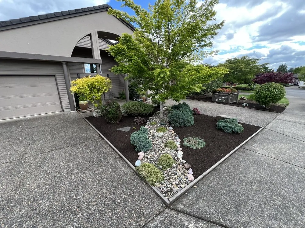 Custom yard maintenance experts serving Cornelius, OR - Meticulous Landscapes