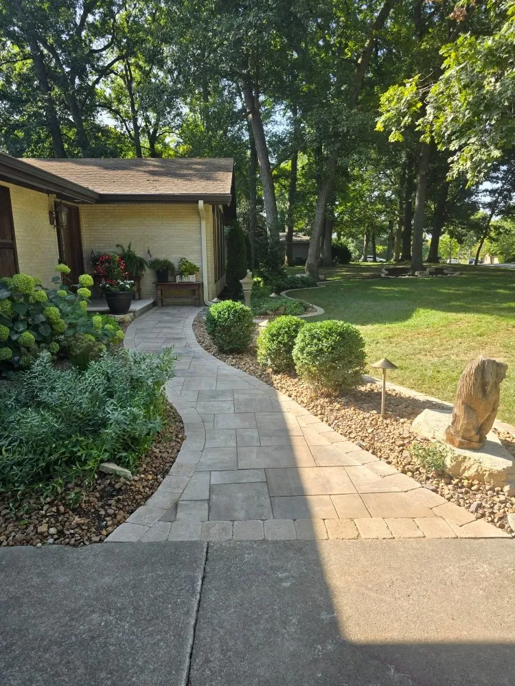Custom yard maintenance in Dyer, IN - Meticulous Nick's