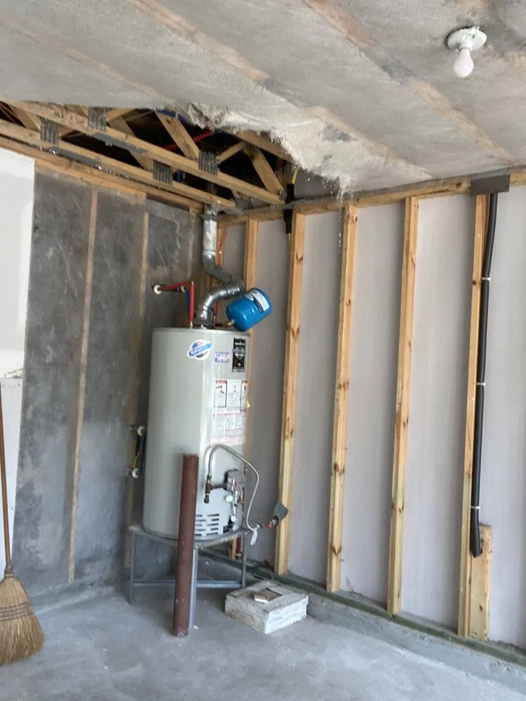 Trusted landscaping services for beautiful yards in Columbia, SC by Metro Multiple Services