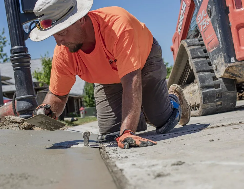 Local landscaping services experts serving Columbia, MO - Metro Services Groups