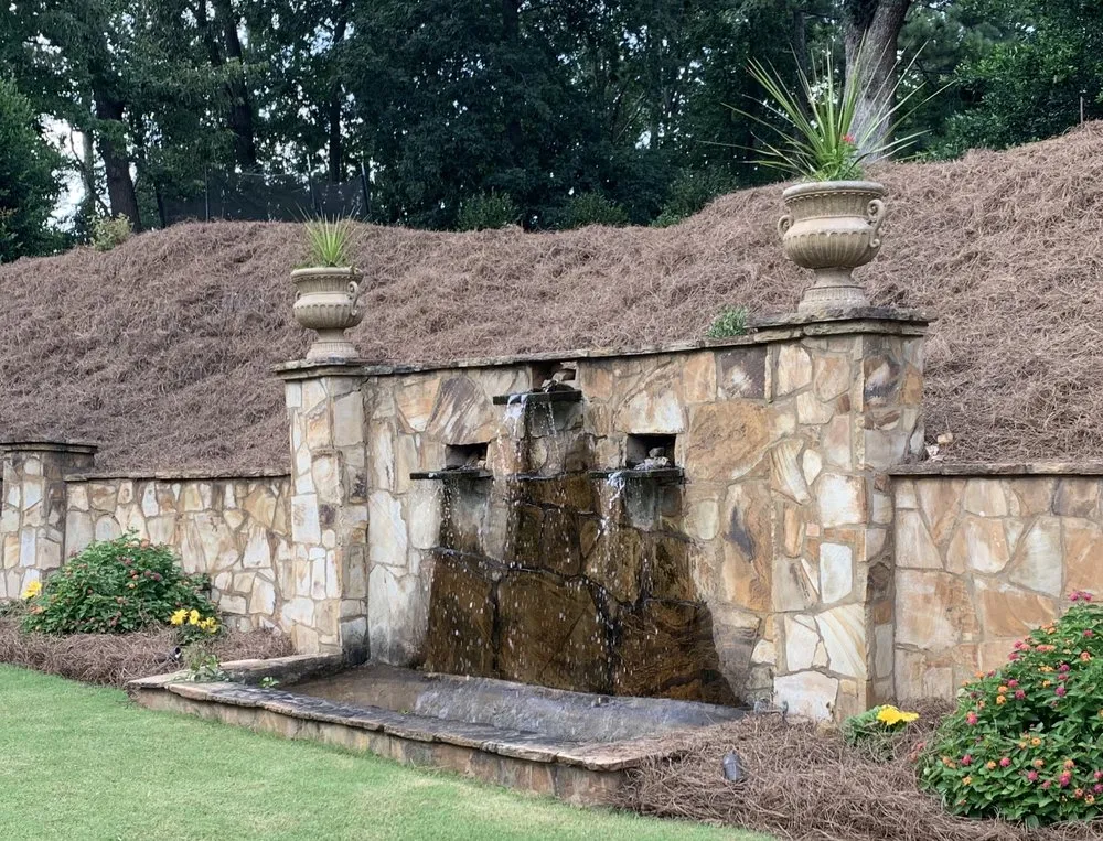 Custom yard maintenance experts serving Alpharetta, GA - Metro Straw