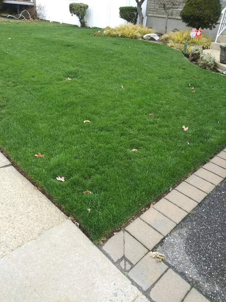 Professional lawn mowing service experts serving North Babylon, NY - Metro Turf Pros