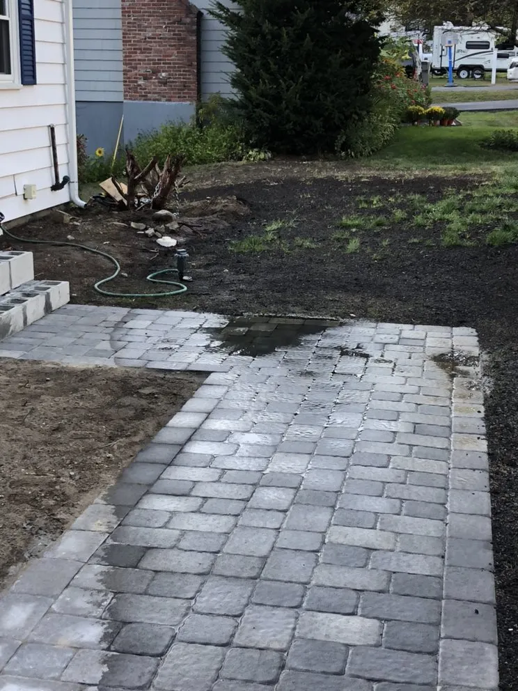Custom yard maintenance experts serving Framingham, MA - Metro West Landscape & Design
