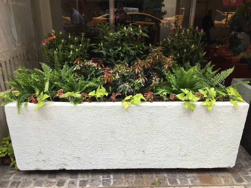 Local outdoor landscaping experts serving New York, NY - Metropolitan Garden Design