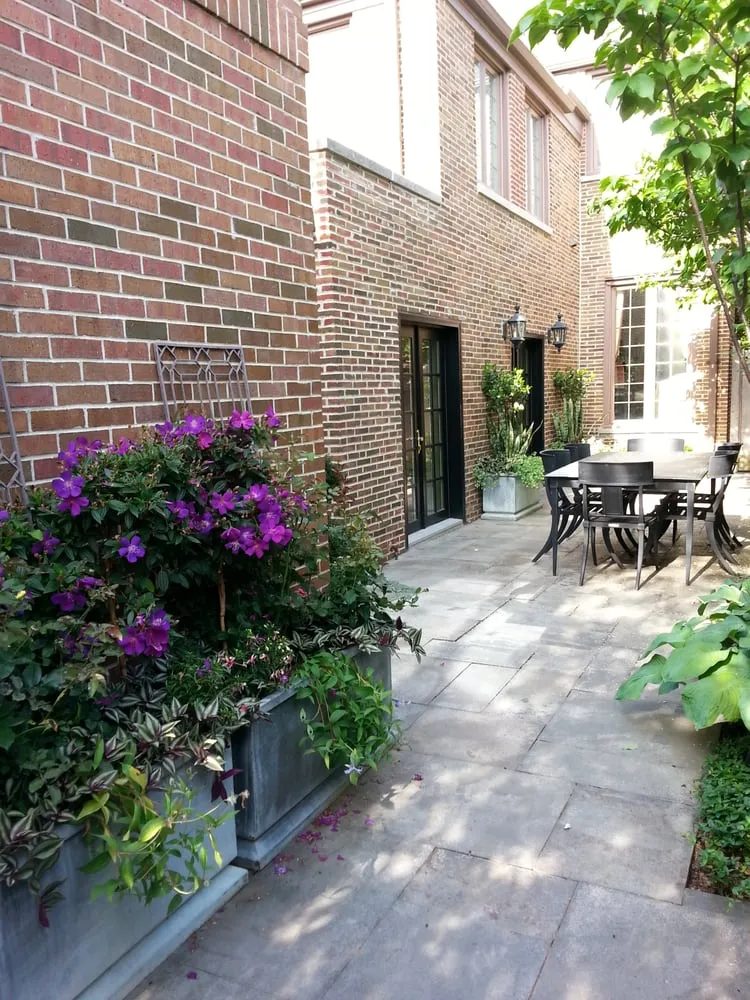 Affordable lawn mowing service for residential properties across Chicago, IL - MetroScapesChicago