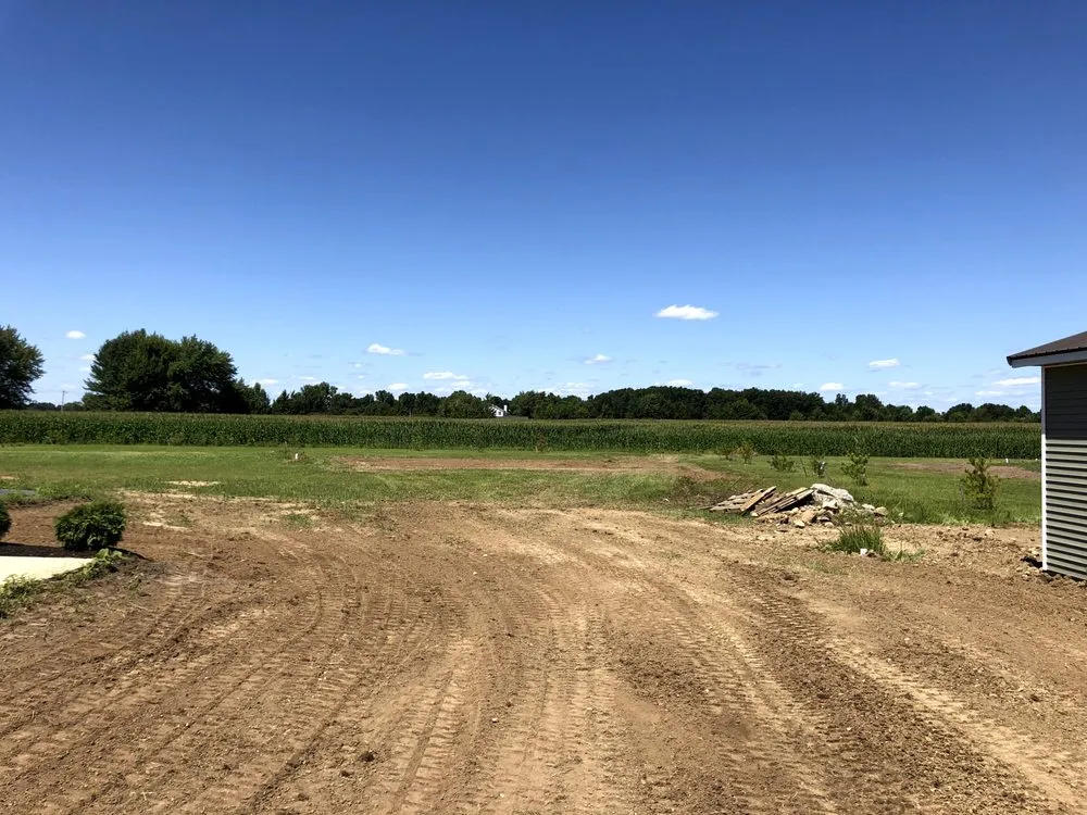 Trusted yard cleanup service for beautiful yards in Marysville, OH by Mets Contracting