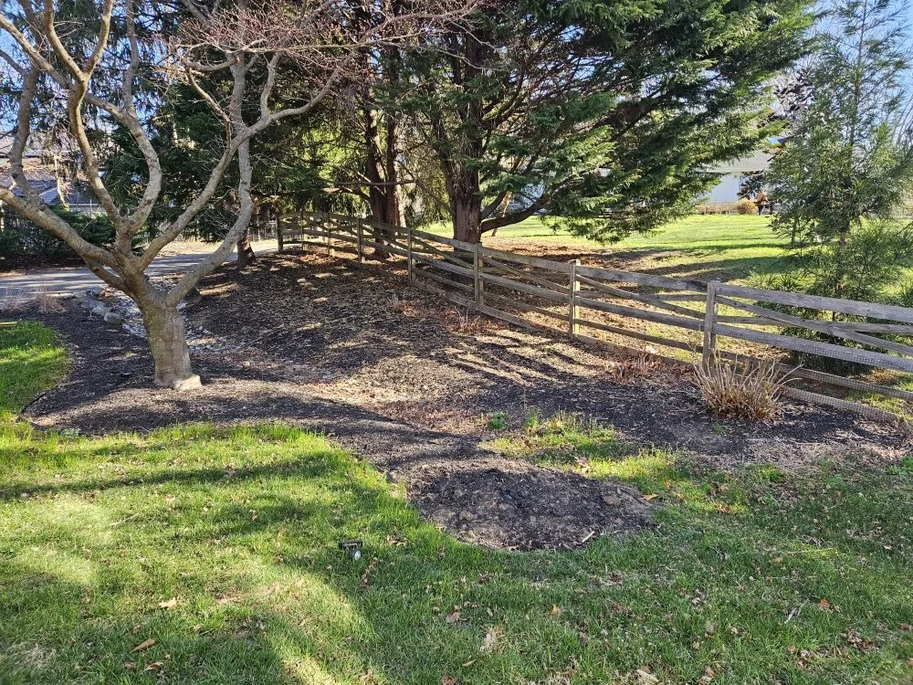 Custom landscape design with custom design across Pasadena, MD - Metter Lawn And Landscaping