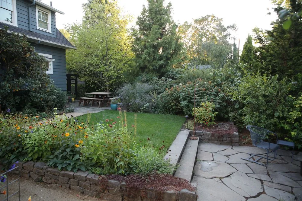 Custom yard cleanup service experts serving Bridal Veil, OR - Meyer Landscape Architecture