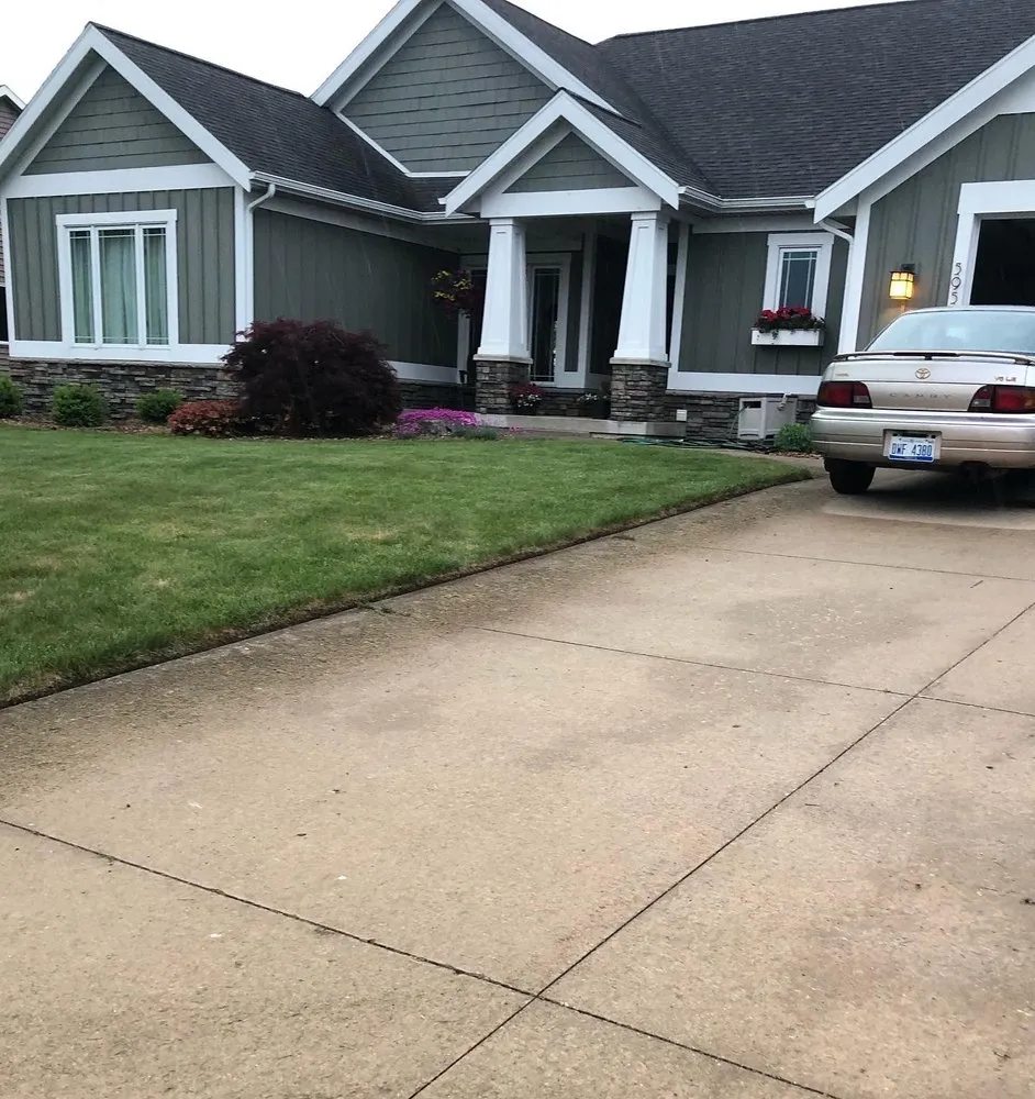 Local yard cleanup service for beautiful yards in Sturgis, MI by Meyers Landacape And Design