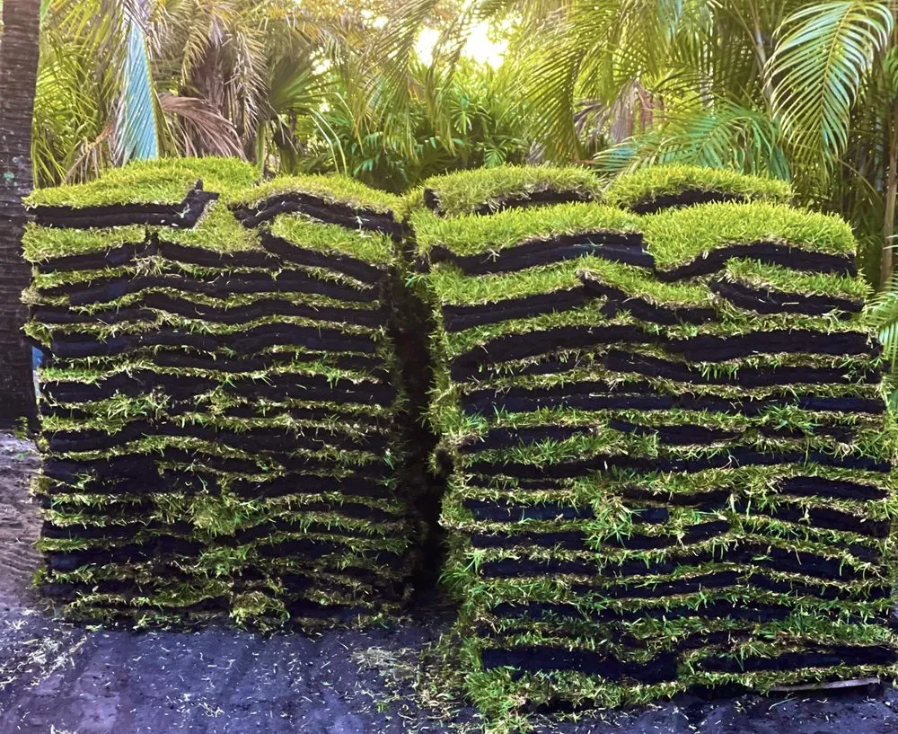 Reliable garden landscaping experts serving West Palm Beach, FL - Meyer's Turf