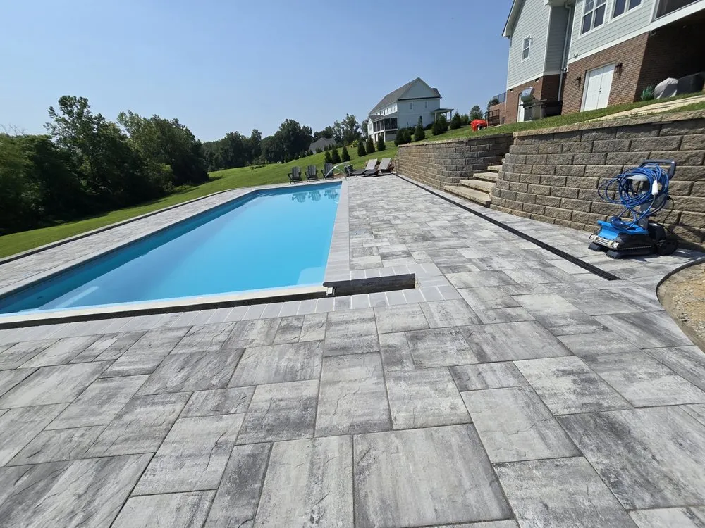Expert outdoor landscaping in Midlothian, VA by Meza Hardscape