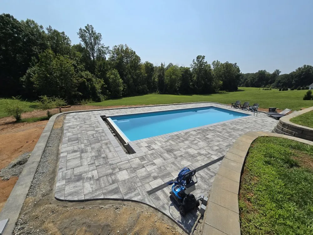 Custom yard cleanup service in Midlothian, VA by Meza Hardscape