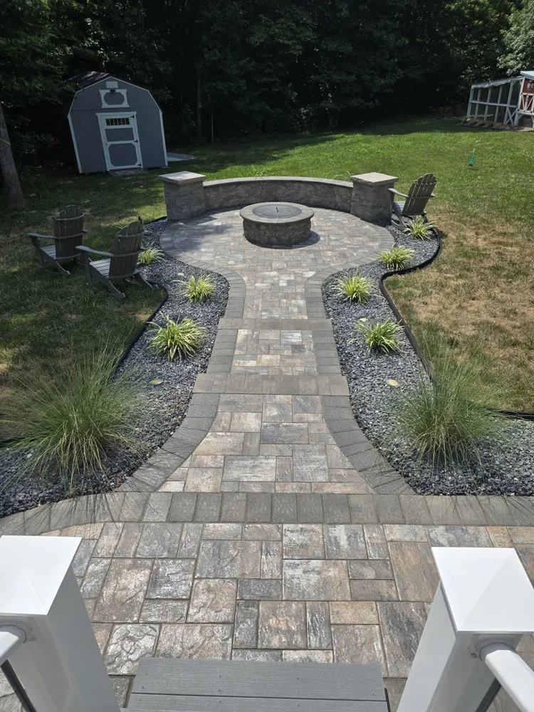 Professional lawn mowing service in Midlothian, VA - Meza Hardscape