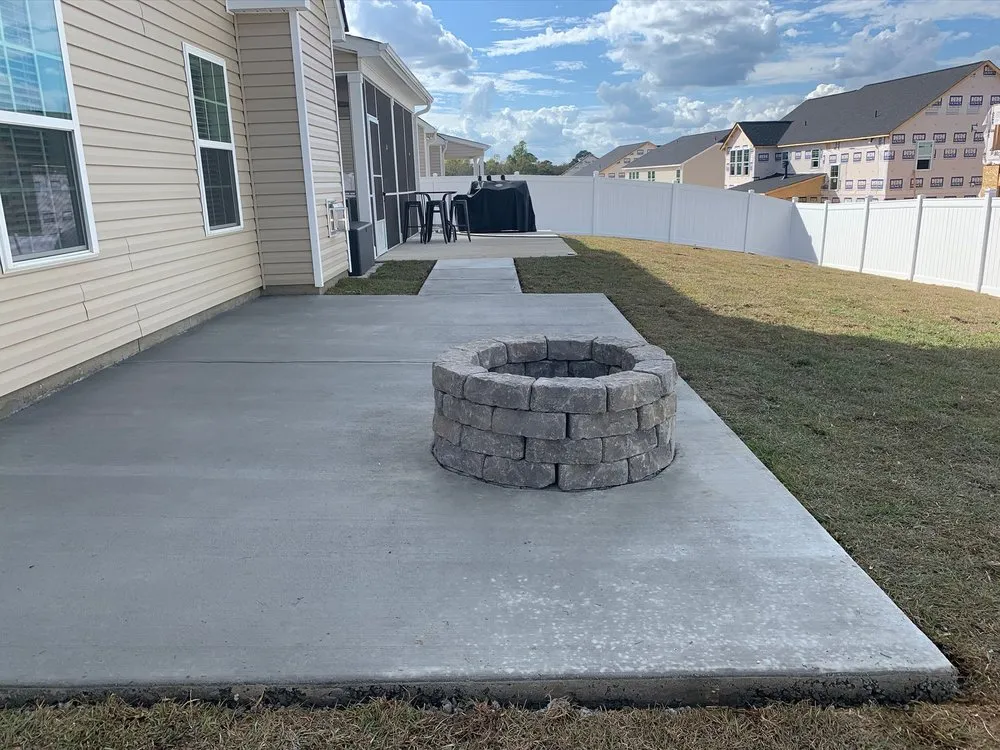 Top-rated landscape design with custom design in Fayetteville, NC by Meza's