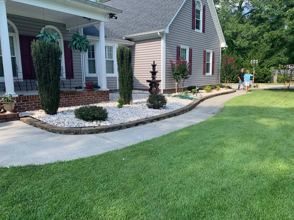 Top-rated outdoor landscaping experts serving Fayetteville, NC - Meza's