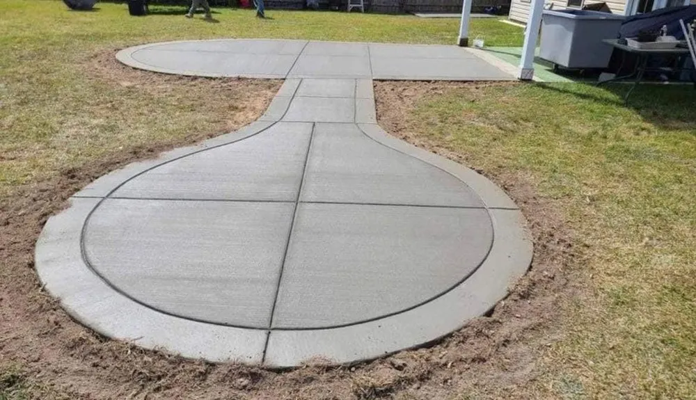 Professional yard maintenance experts serving Fayetteville, NC - Mezas Landscaping