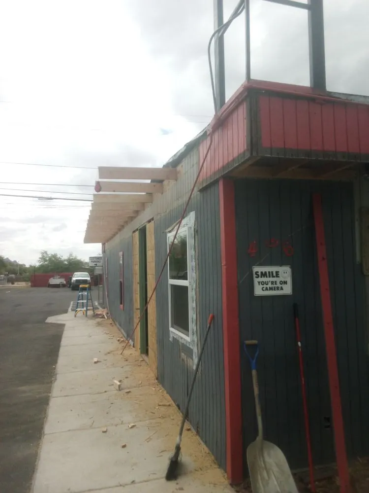 Professional yard maintenance experts serving Tucson, AZ - Mezquite Handyman Construction