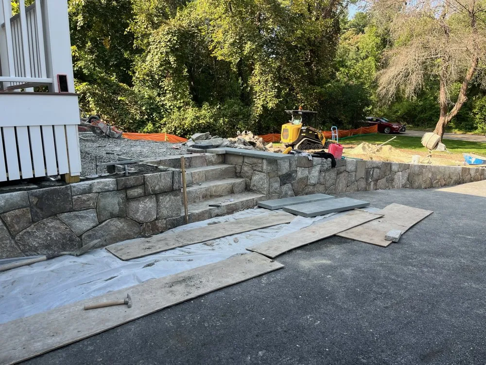 Top-rated garden landscaping for beautiful yards in Wellesley, MA by MF Landscape & Design