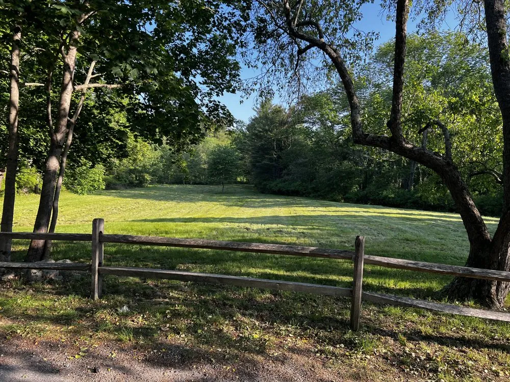 Expert lawn mowing service experts serving Wellesley, MA - MF Landscape & Design