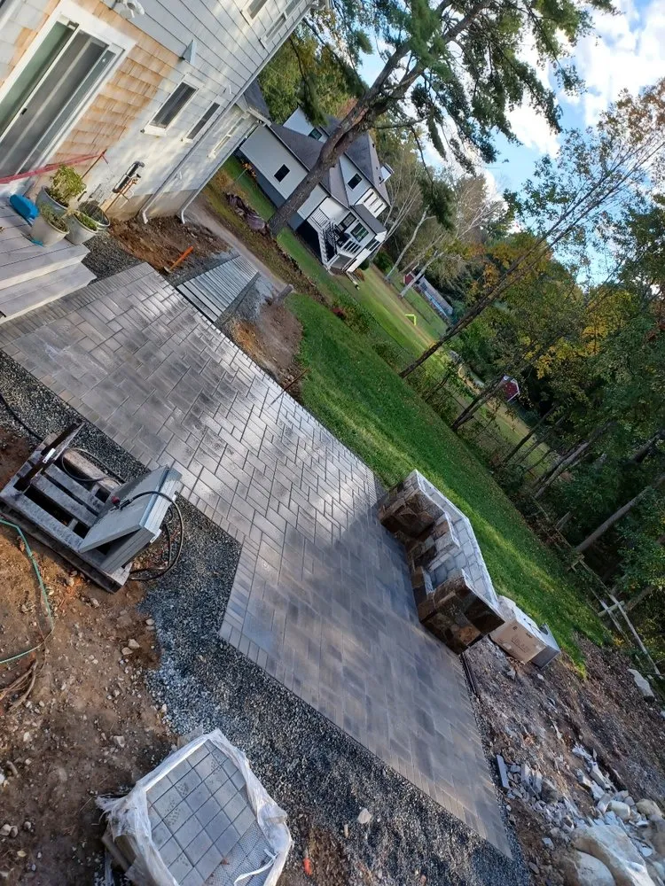 Custom lawn mowing service in Wellesley, MA by MF Landscape & Design