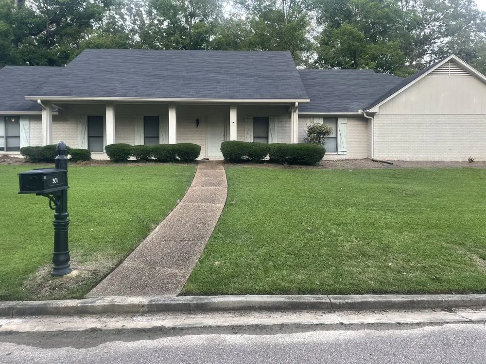 Professional residential landscaping in Richland, MS - MFI Landscaping & Construction