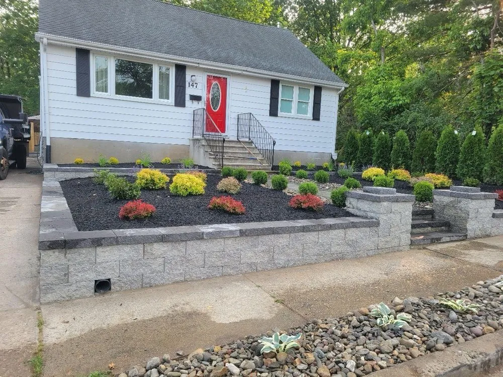 Expert residential landscaping near you in Hamilton, NJ by MG & J Landscaping
