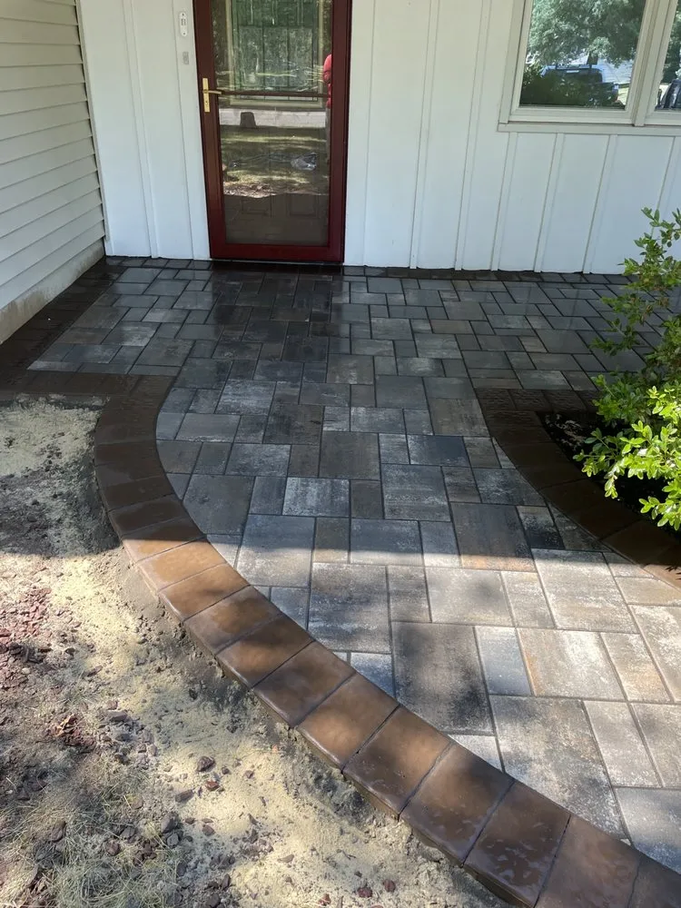 Reliable outdoor landscaping with custom design in Hamilton, NJ by MG & J Landscaping