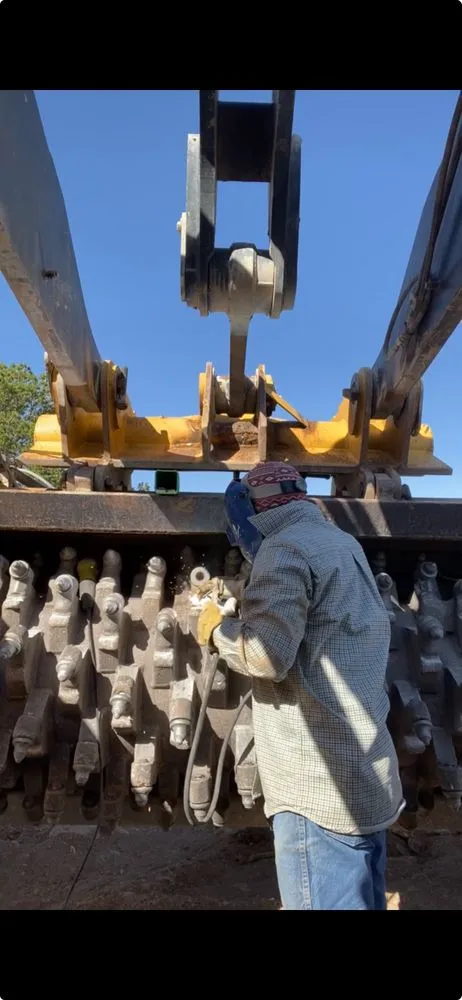 Trusted lawn mowing service in Odessa, TX - Mg Contracting