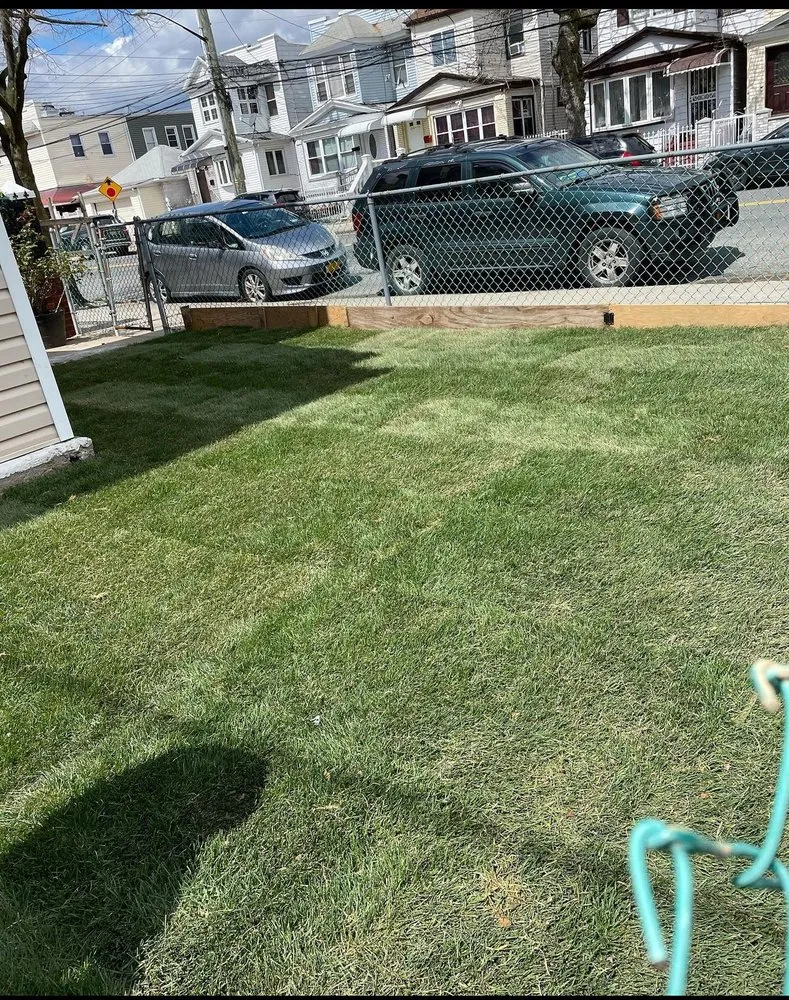 Local yard cleanup service in Lawrence, NY - M.G Landscape