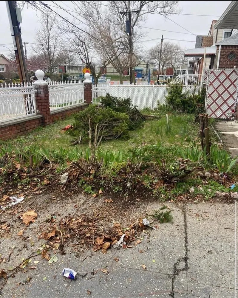 Expert lawn care service in Lawrence, NY - M.G Landscape