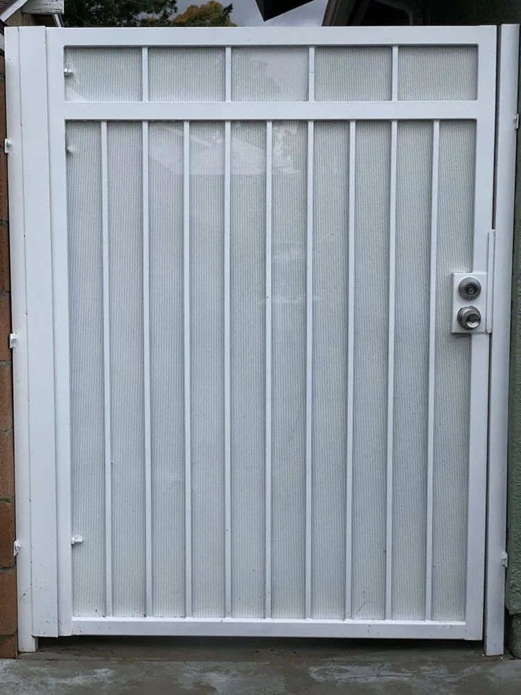 Affordable lawn care service experts serving Irvine, CA - MG Landscaping and Fencing