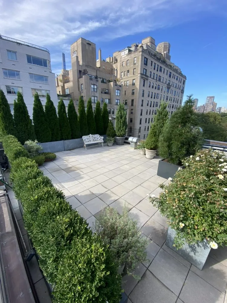 Custom lawn mowing service for homes across Elmont, NY - MG Landscaping