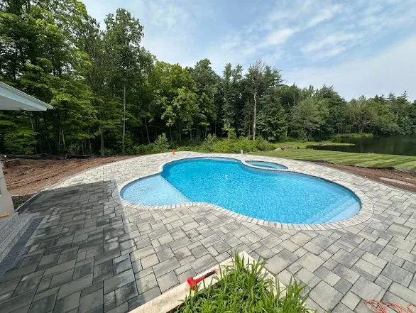 Trusted lawn care service in West Hartford, CT - M&G Landscaping, LLC