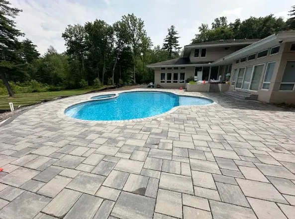 Reliable garden landscaping for residential properties in West Hartford, CT by M&G Landscaping, LLC